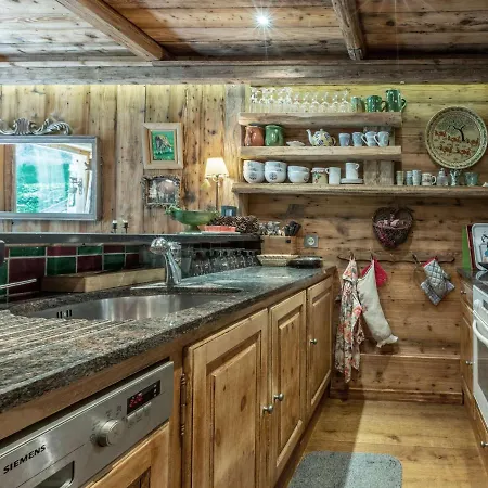 Elegant De Standing Avec Terrasse Et Acces Direct Aux Pistes A - Fr-1-694-119 * Val-d'Isere