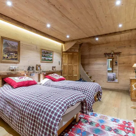 Elegant De Standing Avec Terrasse Et Acces Direct Aux Pistes A - Fr-1-694-119